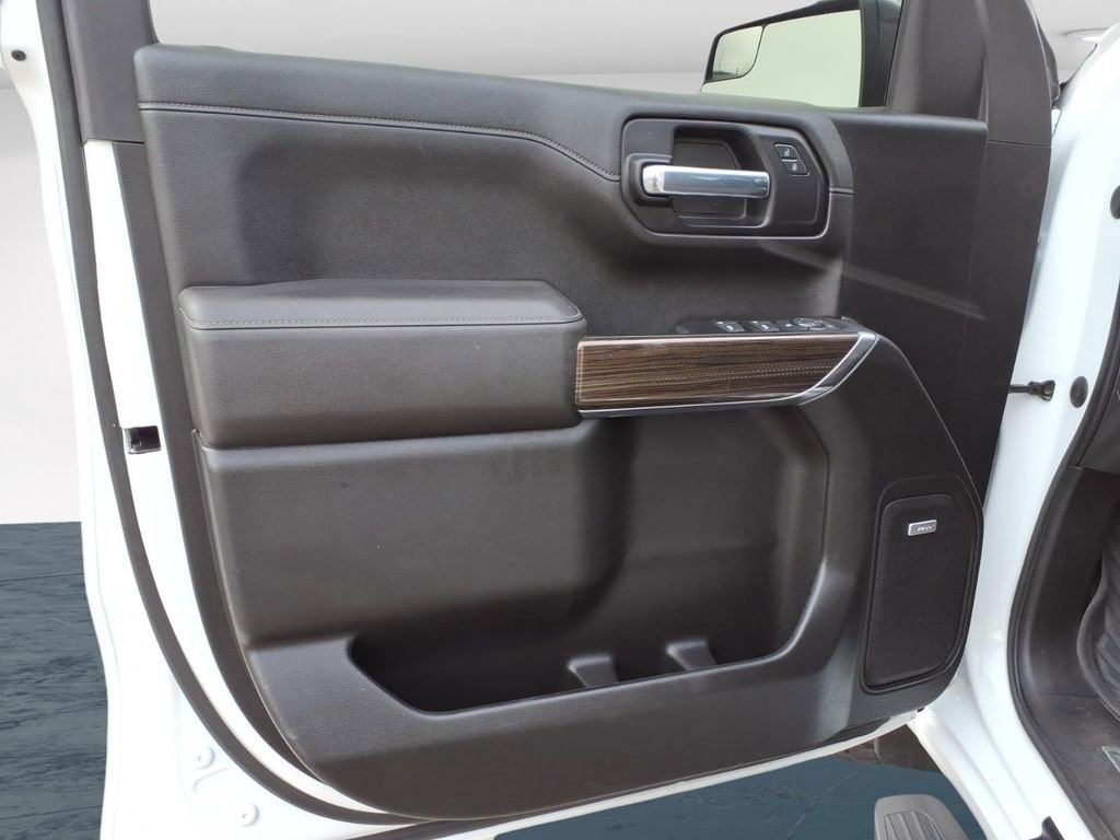 Used 2022 Chevrolet Silverado 1500 LT Trail Boss w/ Convenience Package II image 19