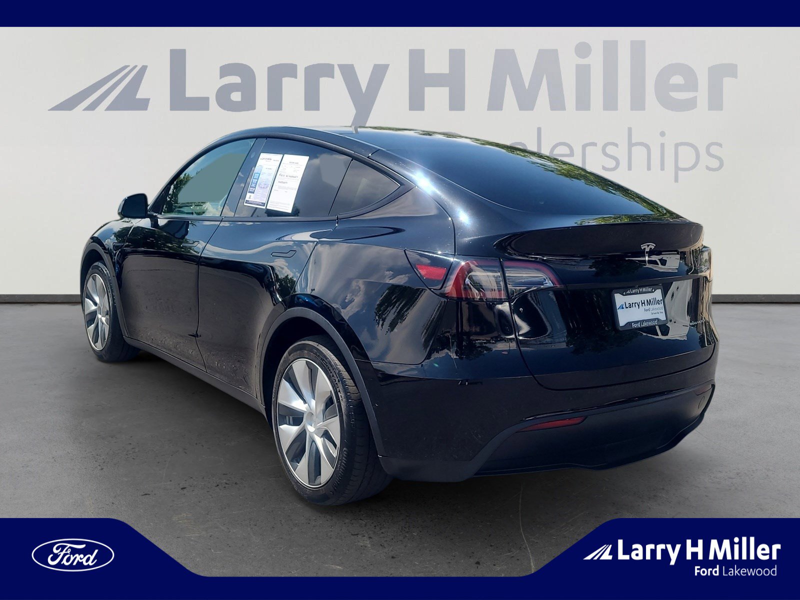 Used 2021 Tesla Model Y Long Range AWD/4WD image 3