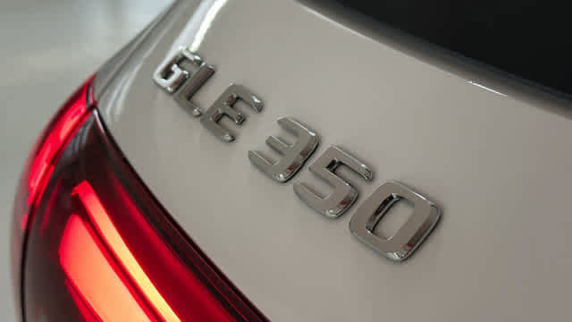 Certified 2026 Mercedes-Benz GLE 350 4MATIC image 11