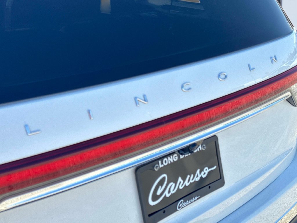 Certified 2023 Lincoln Aviator Reserve w/ Equipment Group 201A RWD image 9