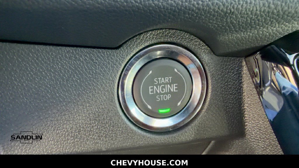 New 2027 Chevrolet Traverse Z71 w/ Enhanced Driving Package AWD/4WD image 99