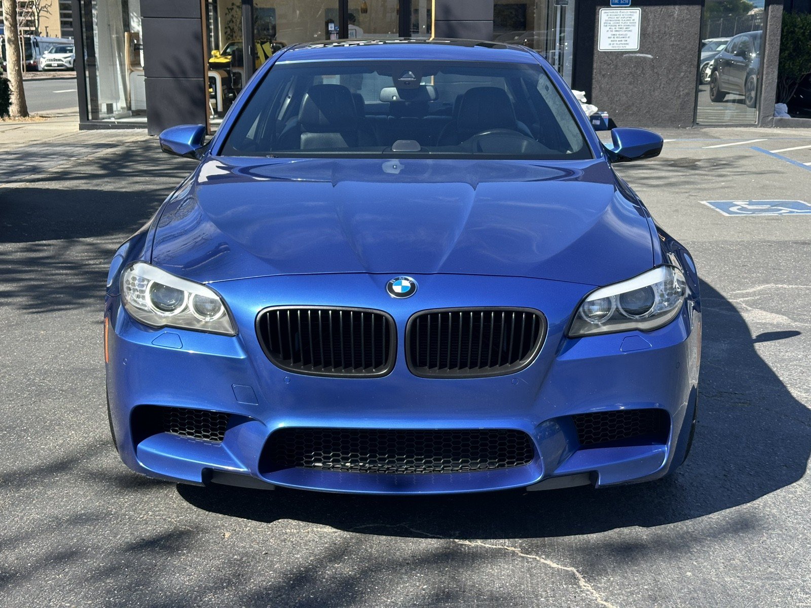 Used 2013 BMW M5 RWD image 5