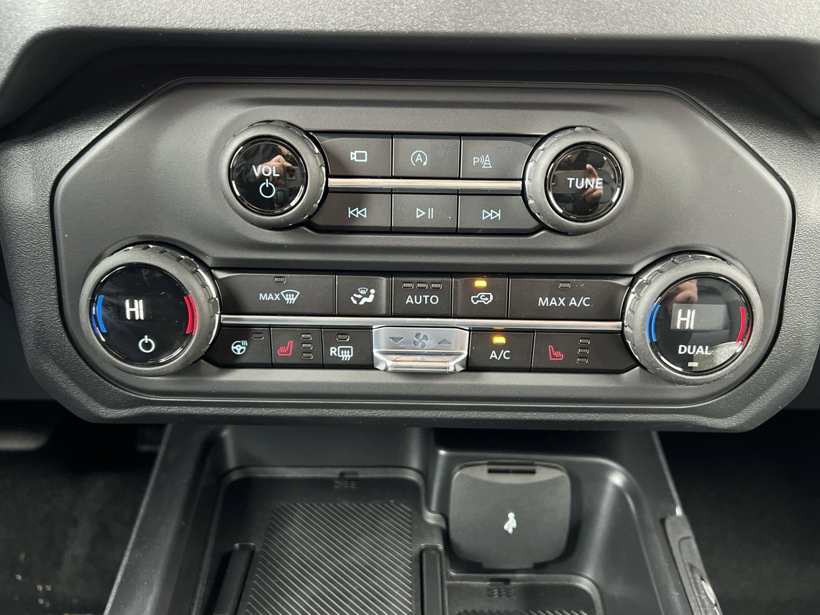 New 2025 Ford Bronco Outer Banks image 19