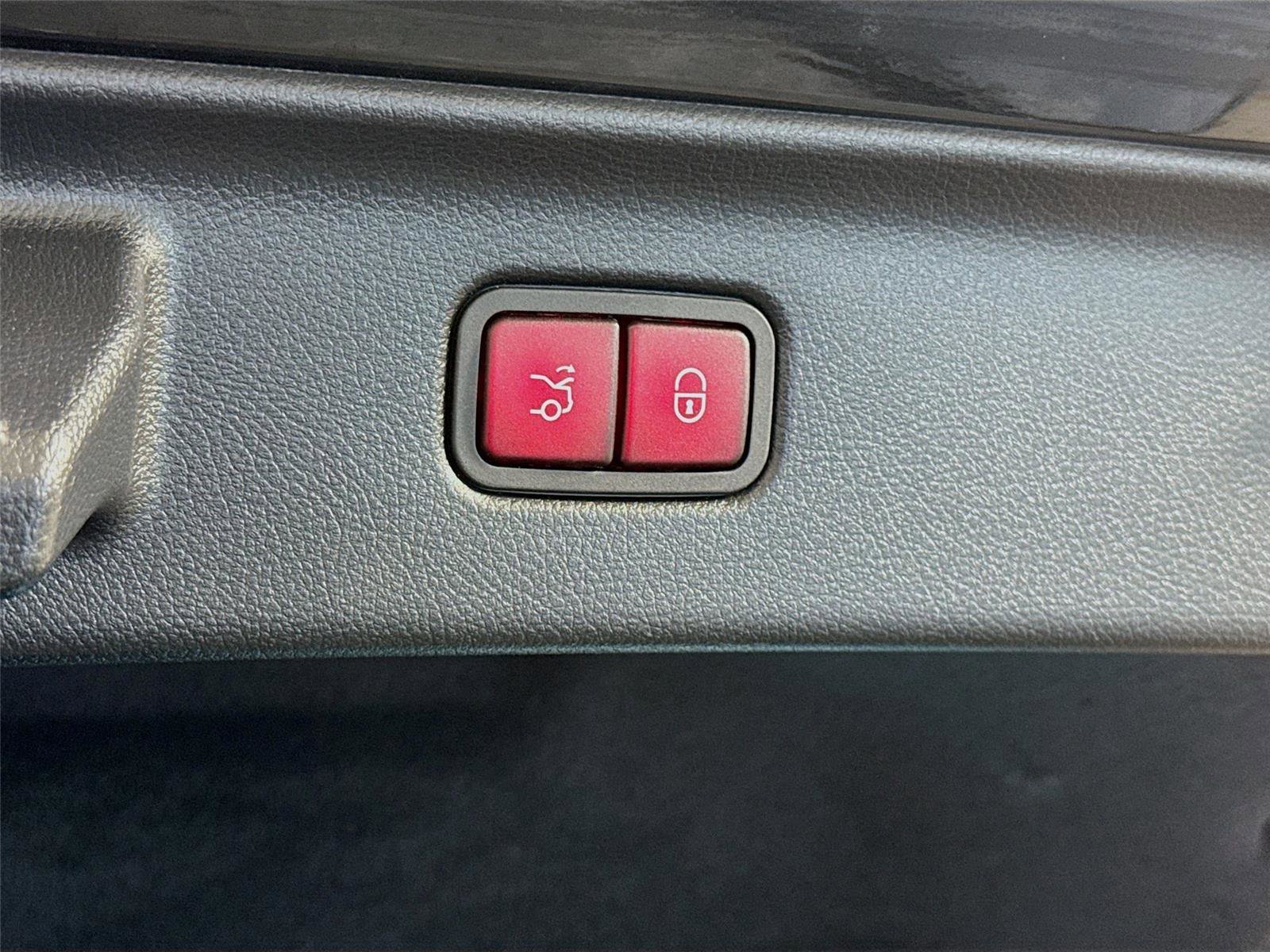 Used 2023 Mercedes-Benz S 580 4MATIC Sedan image 23