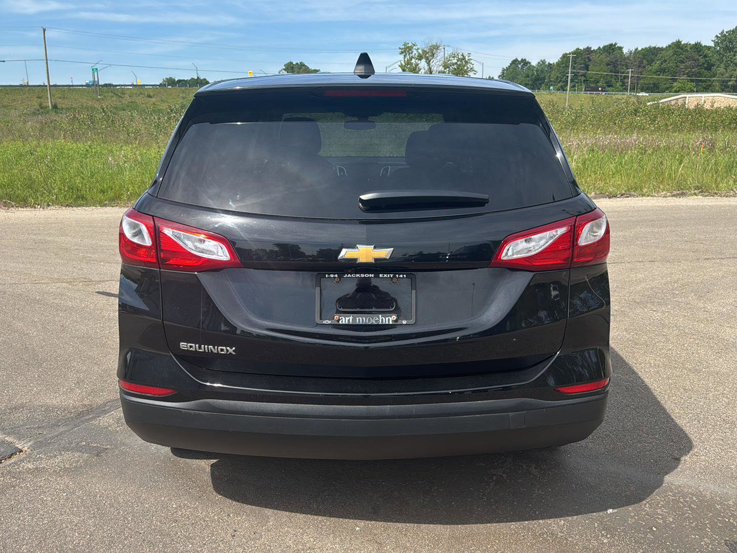 Used 2019 Chevrolet Equinox LS w/ LS Convenience Package FWD image 4