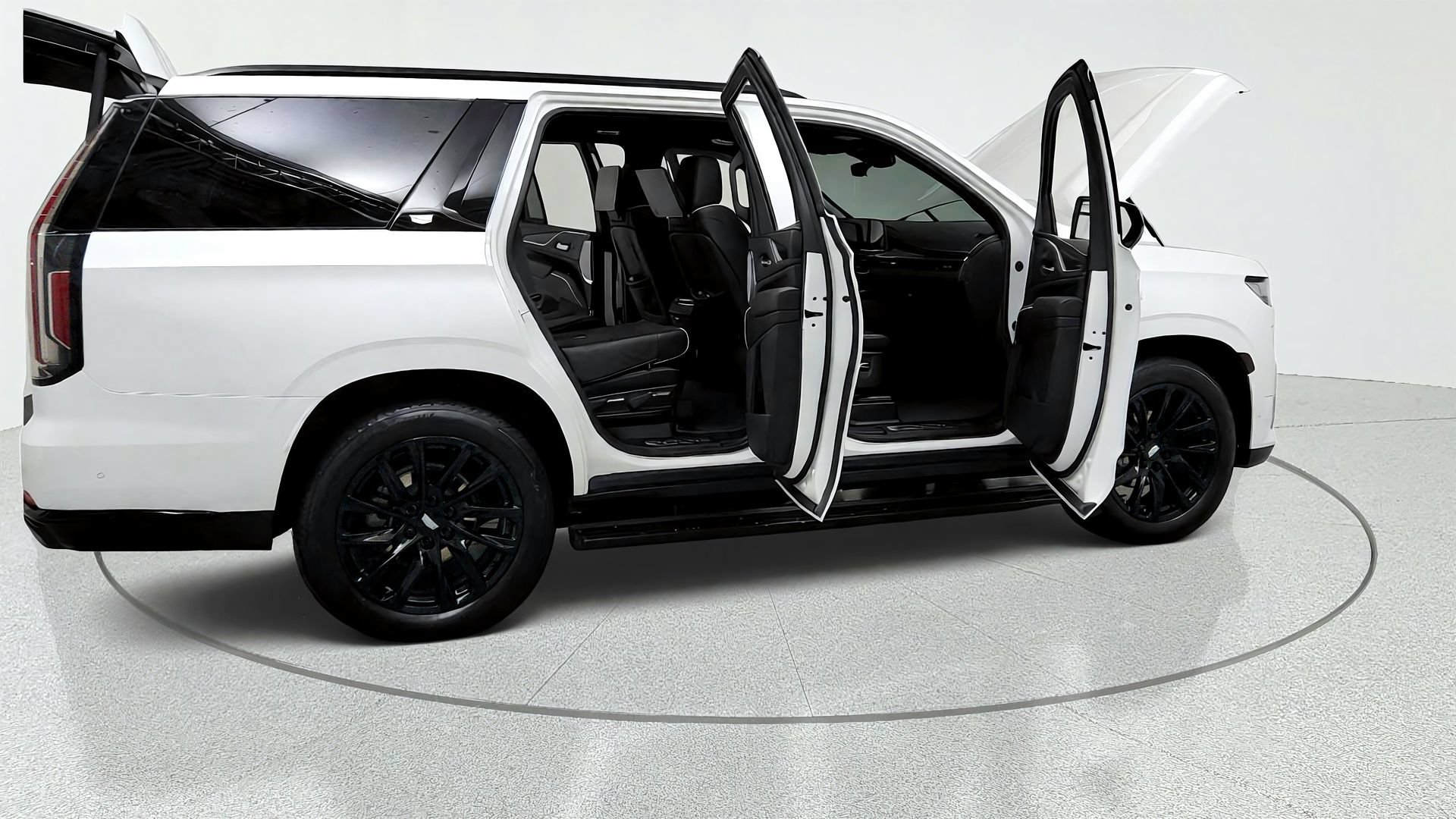 Certified 2024 Cadillac Escalade Sport Platinum w/ LPO, ONYX Package AWD/4WD image 13