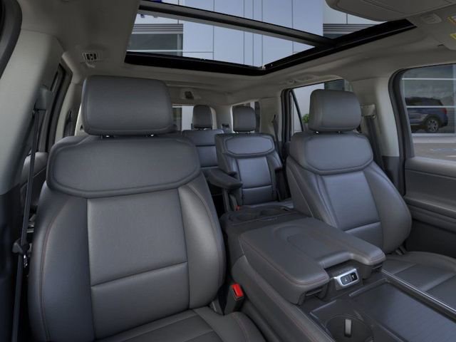 New 2026 Ford Expedition Active image 8