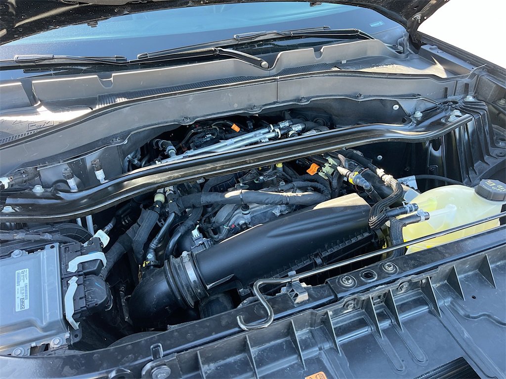 Used 2025 Ford Explorer ST-Line w/ Premium Package image 32