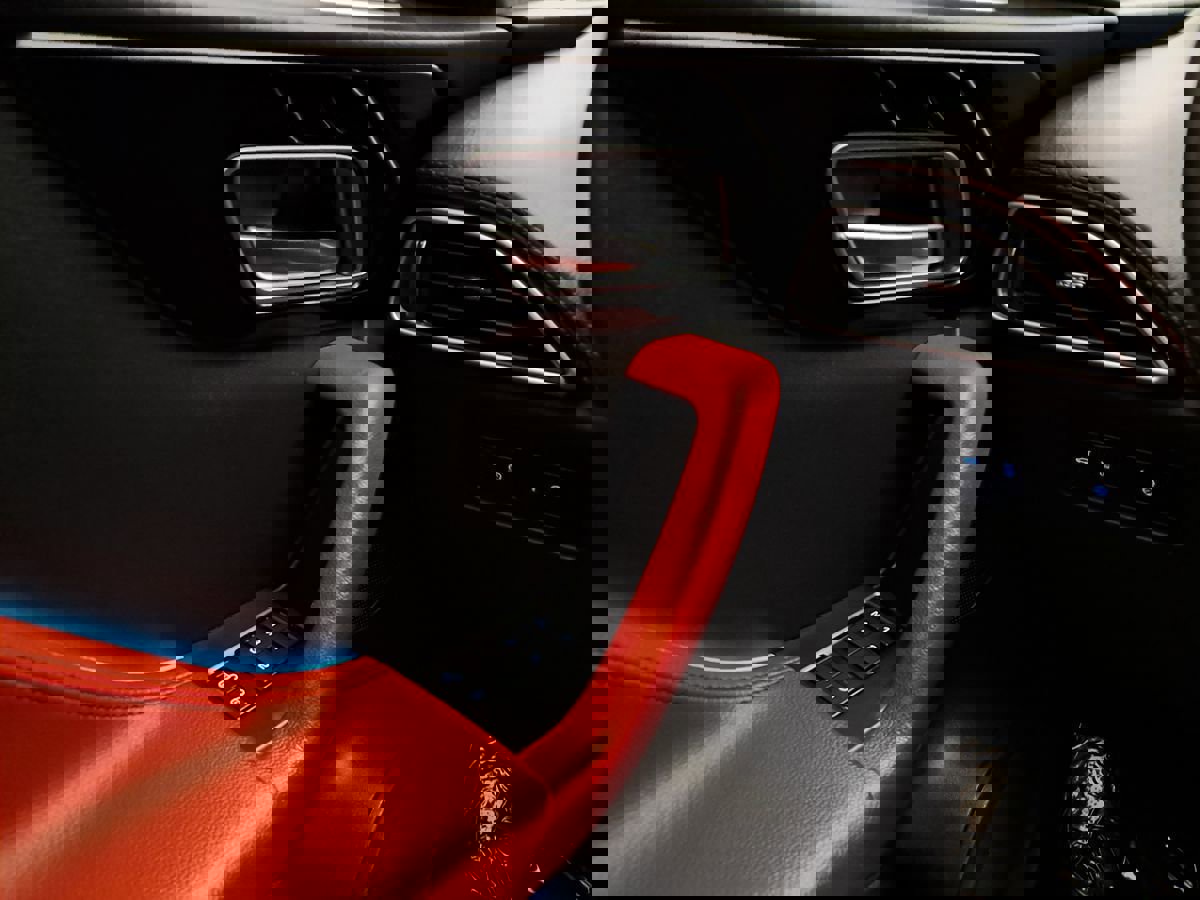 Used 2019 Jaguar F-PACE S image 17