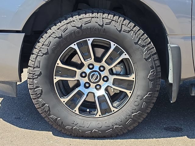 Used 2021 Nissan Titan SV w/ SV Convenience Package AWD/4WD image 20