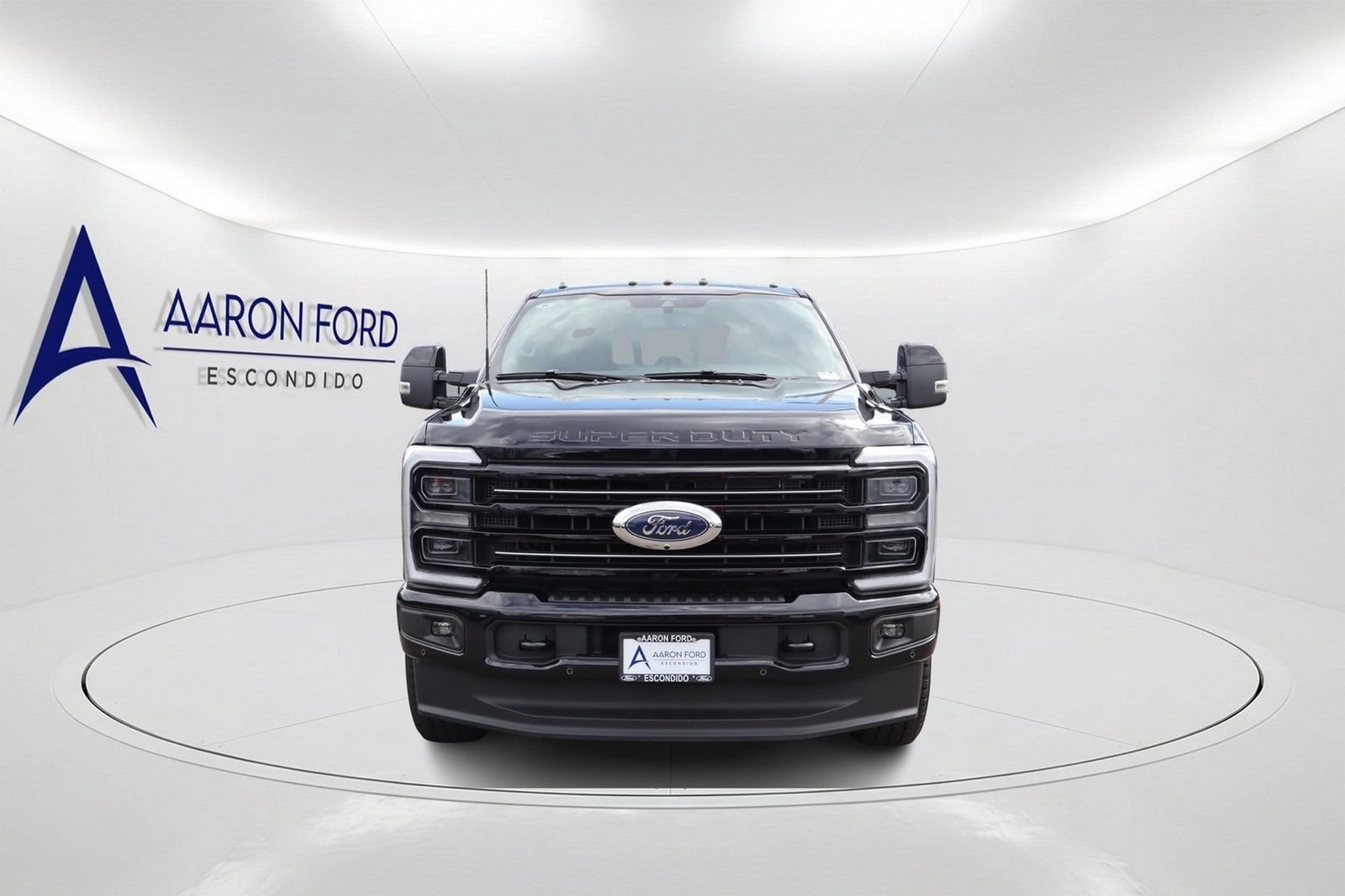 Used 2025 Ford F350 Platinum AWD/4WD image 2
