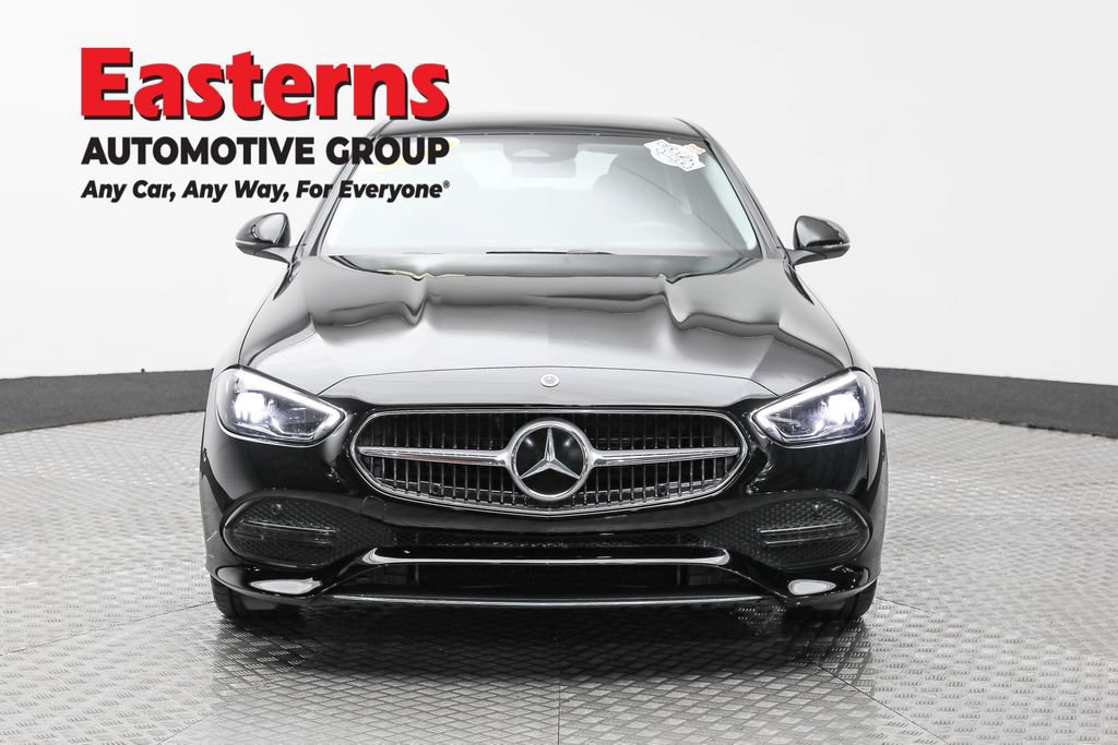 Used 2023 Mercedes-Benz C 300 4MATIC Sedan image 2