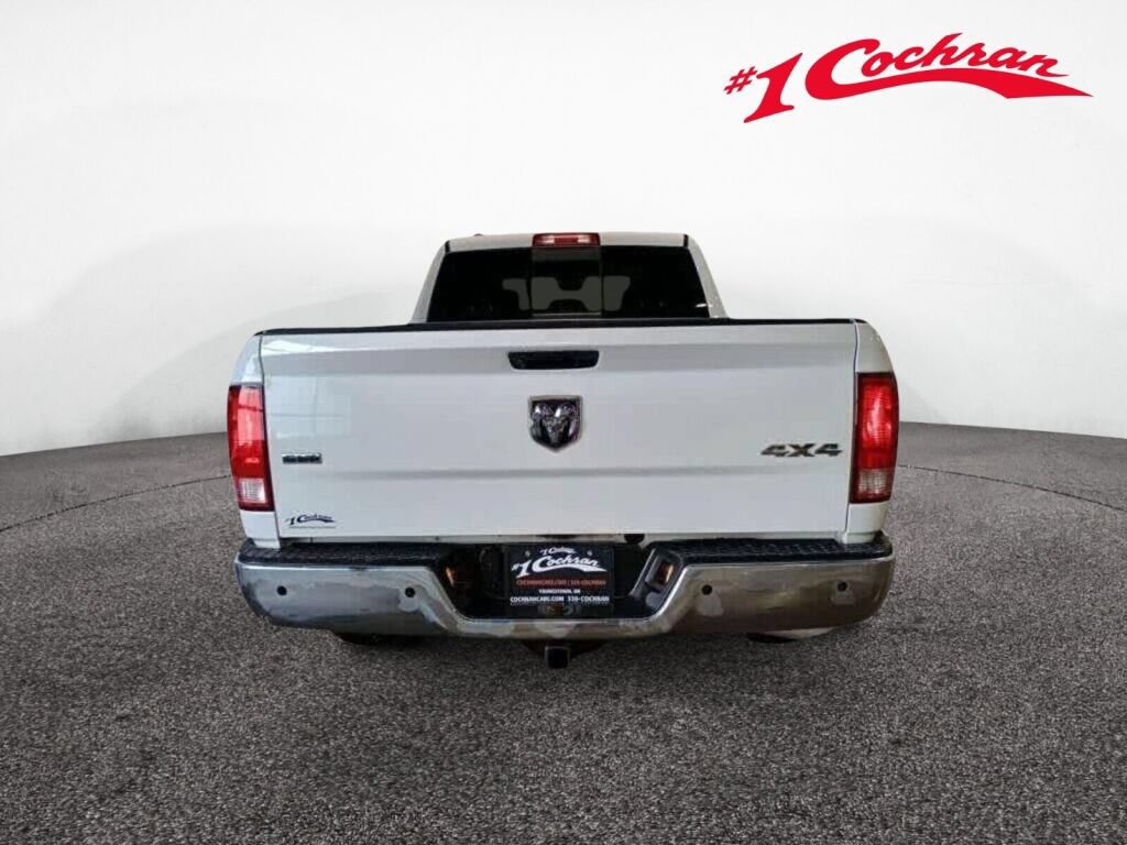 Used 2019 RAM 1500 Classic SLT AWD/4WD image 18