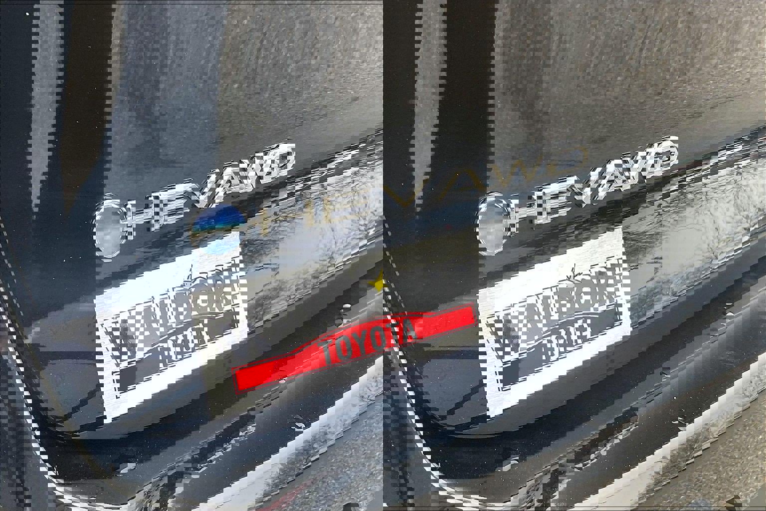 Used 2025 Toyota Crown XLE image 10