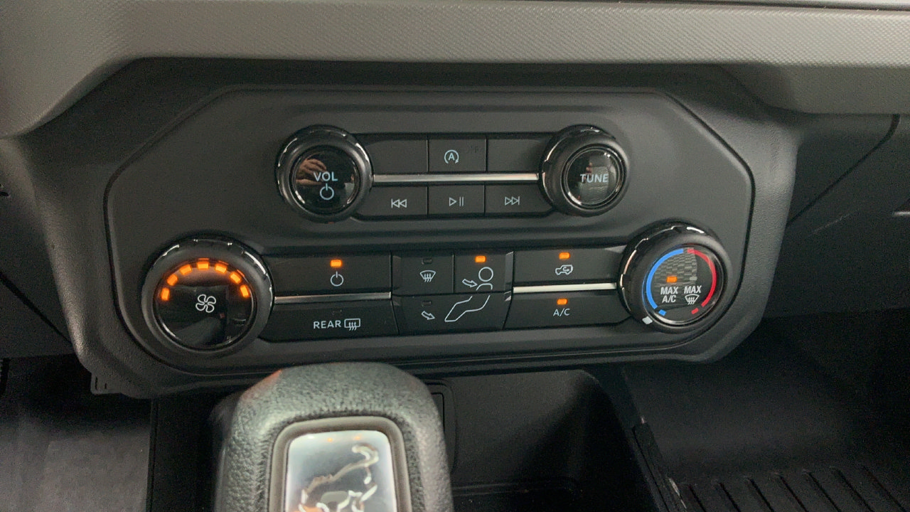Used 2022 Ford Bronco 4-Door AWD/4WD image 15