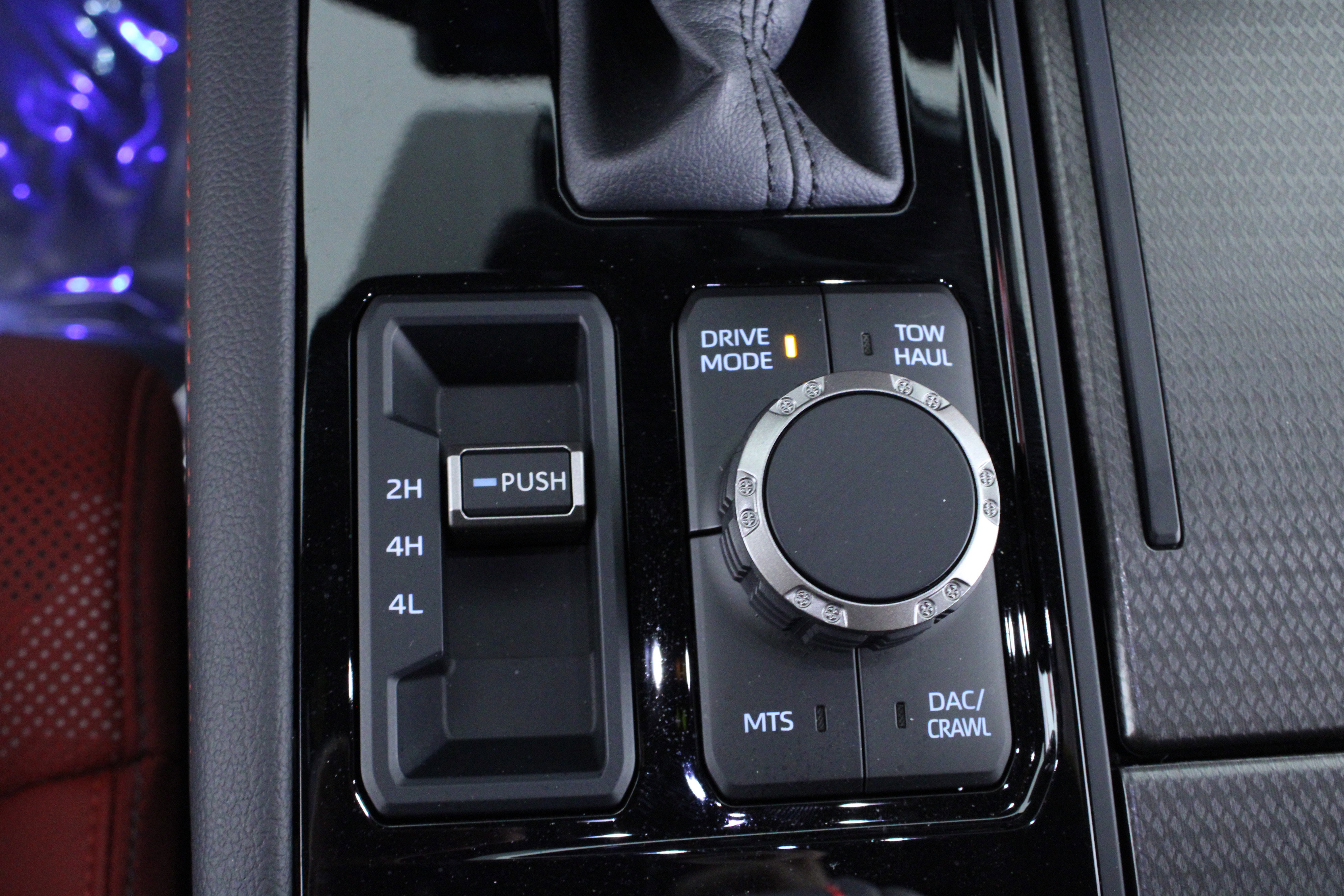 Used 2025 Toyota Sequoia TRD Pro image 39