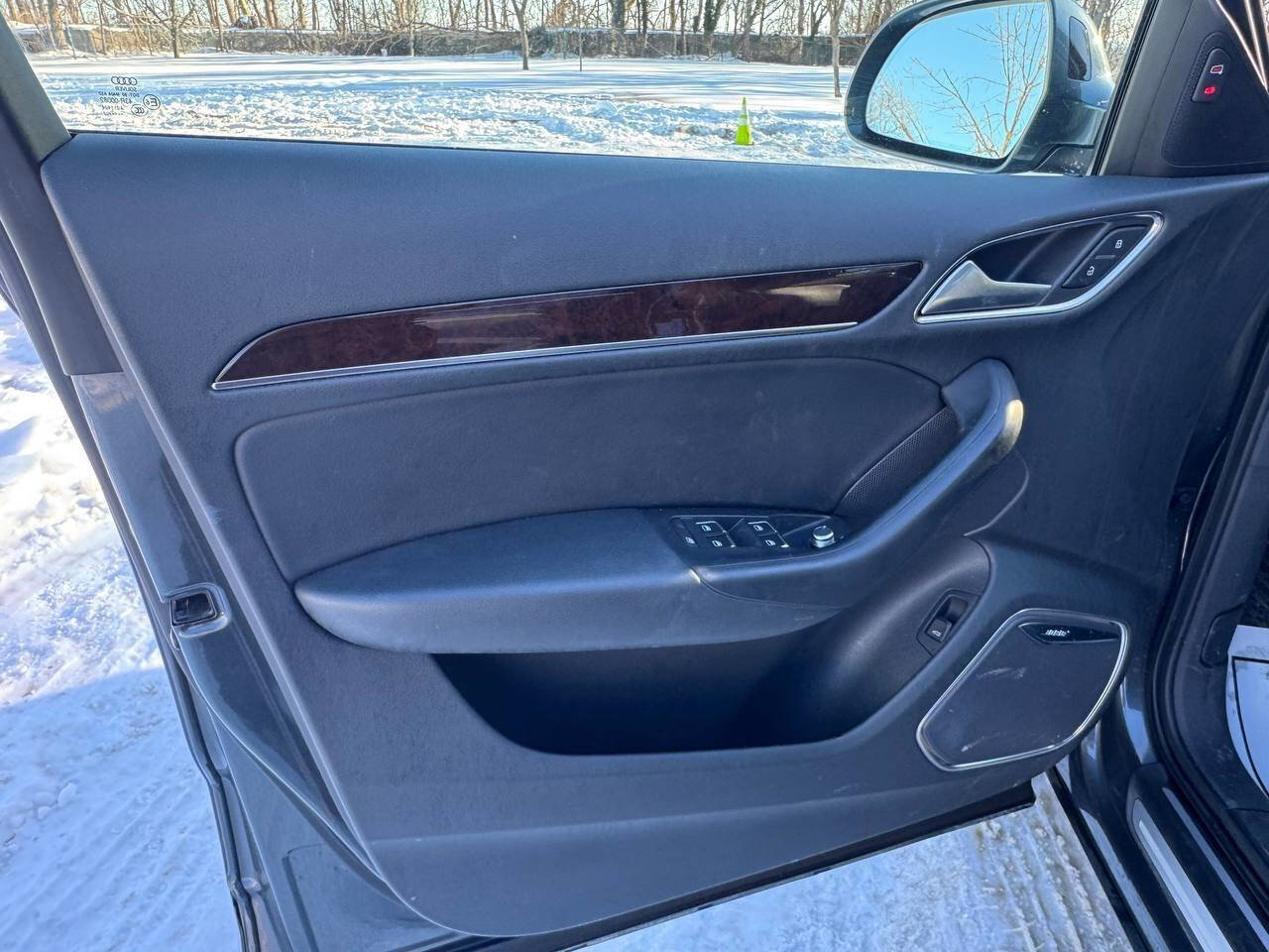 Used 2018 Audi Q3 2.0T Premium Plus image 29