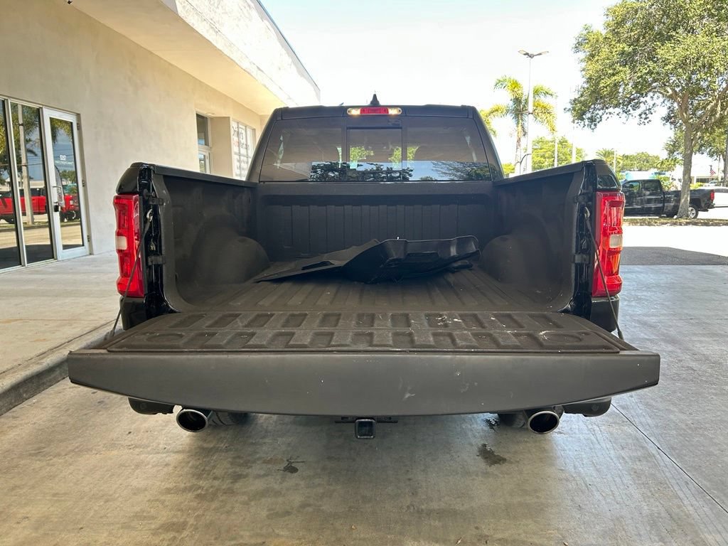 Used 2025 RAM 1500 Laramie AWD/4WD image 37
