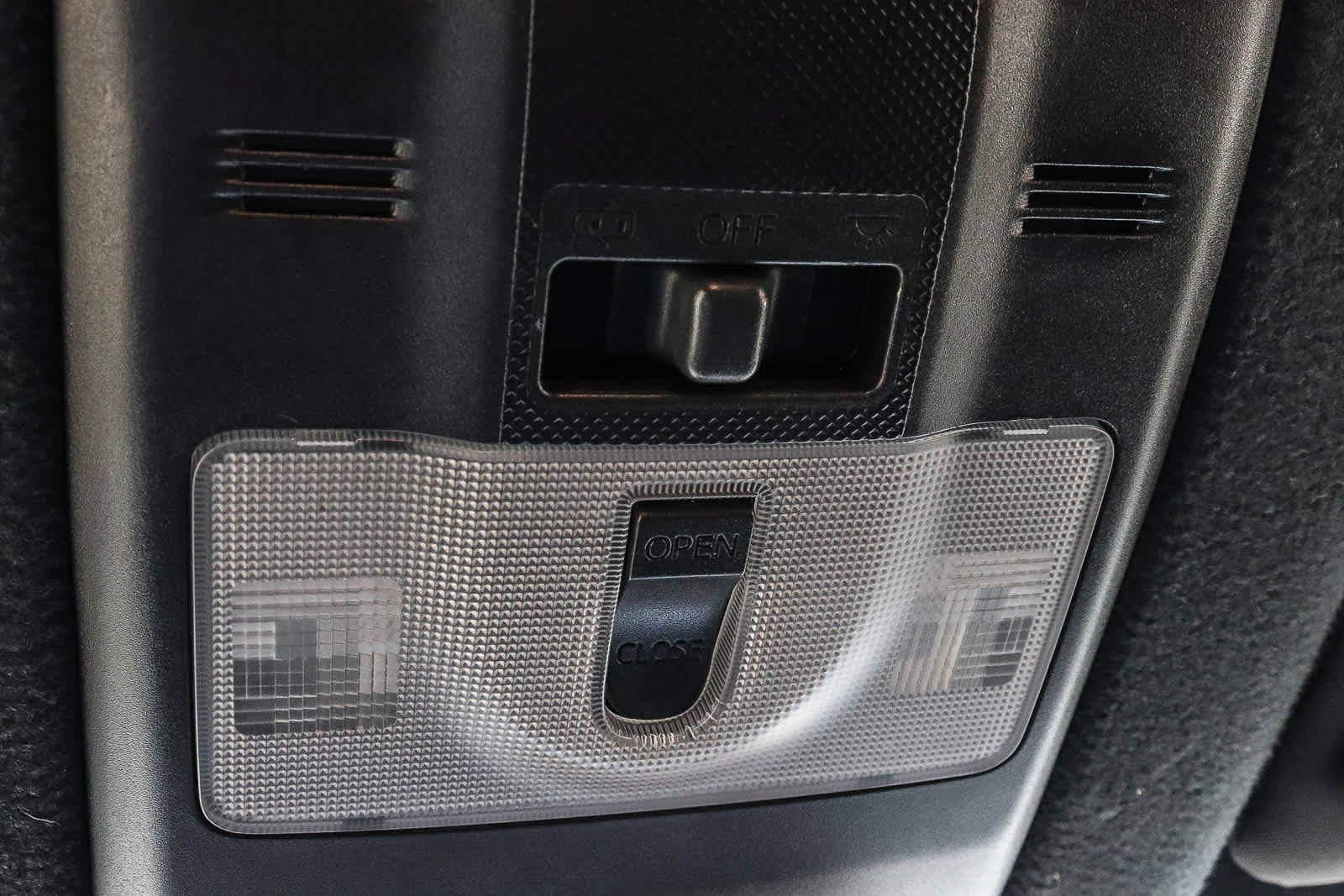 Used 2013 Scion tC FWD image 32