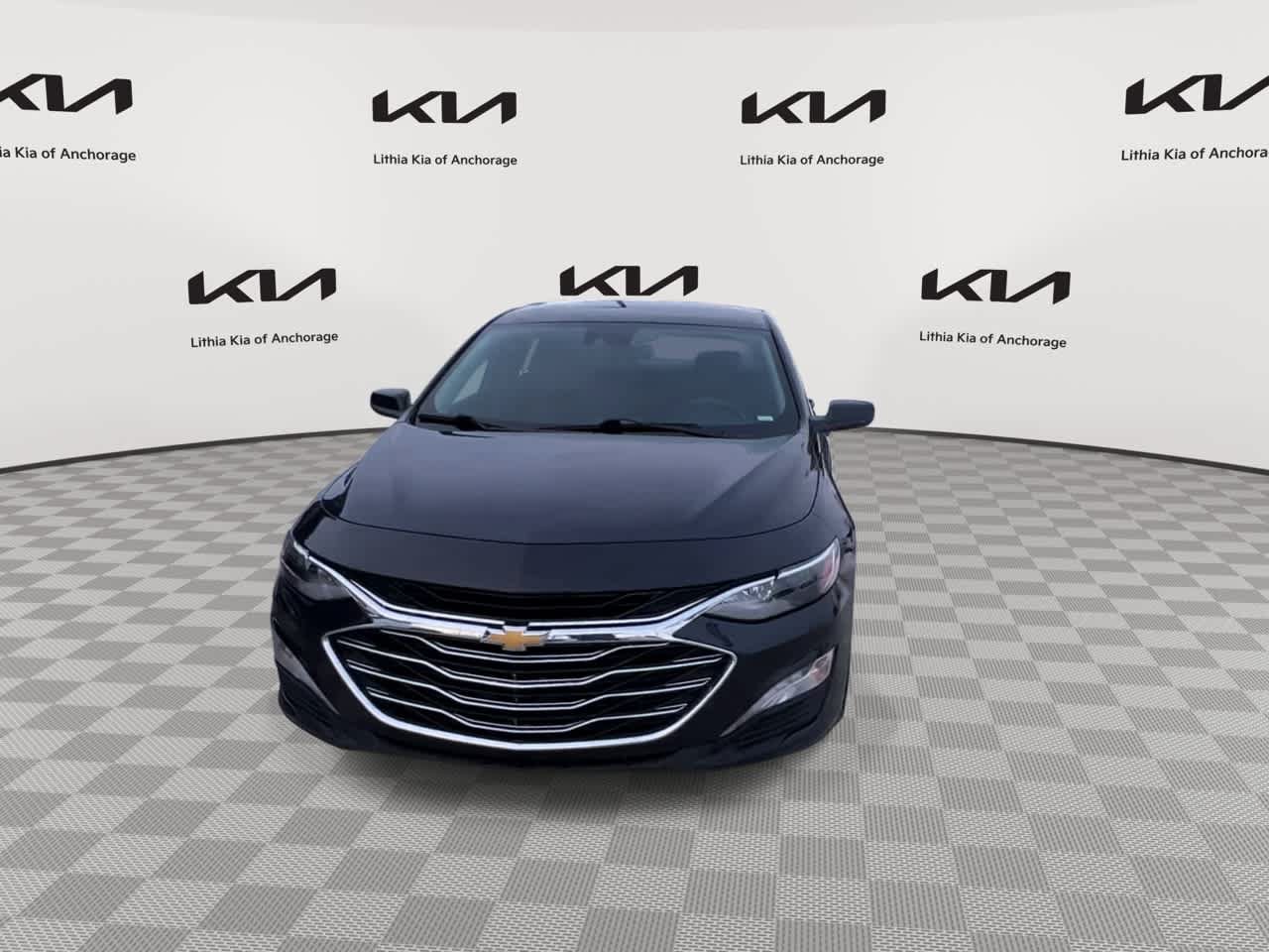 Used 2023 Chevrolet Malibu LT FWD image 3