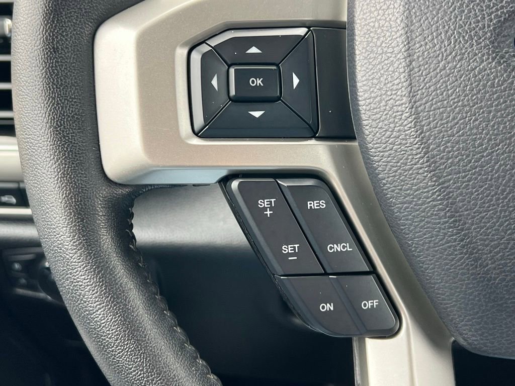 Used 2020 Ford F250 Lariat w/ Chrome Package image 35