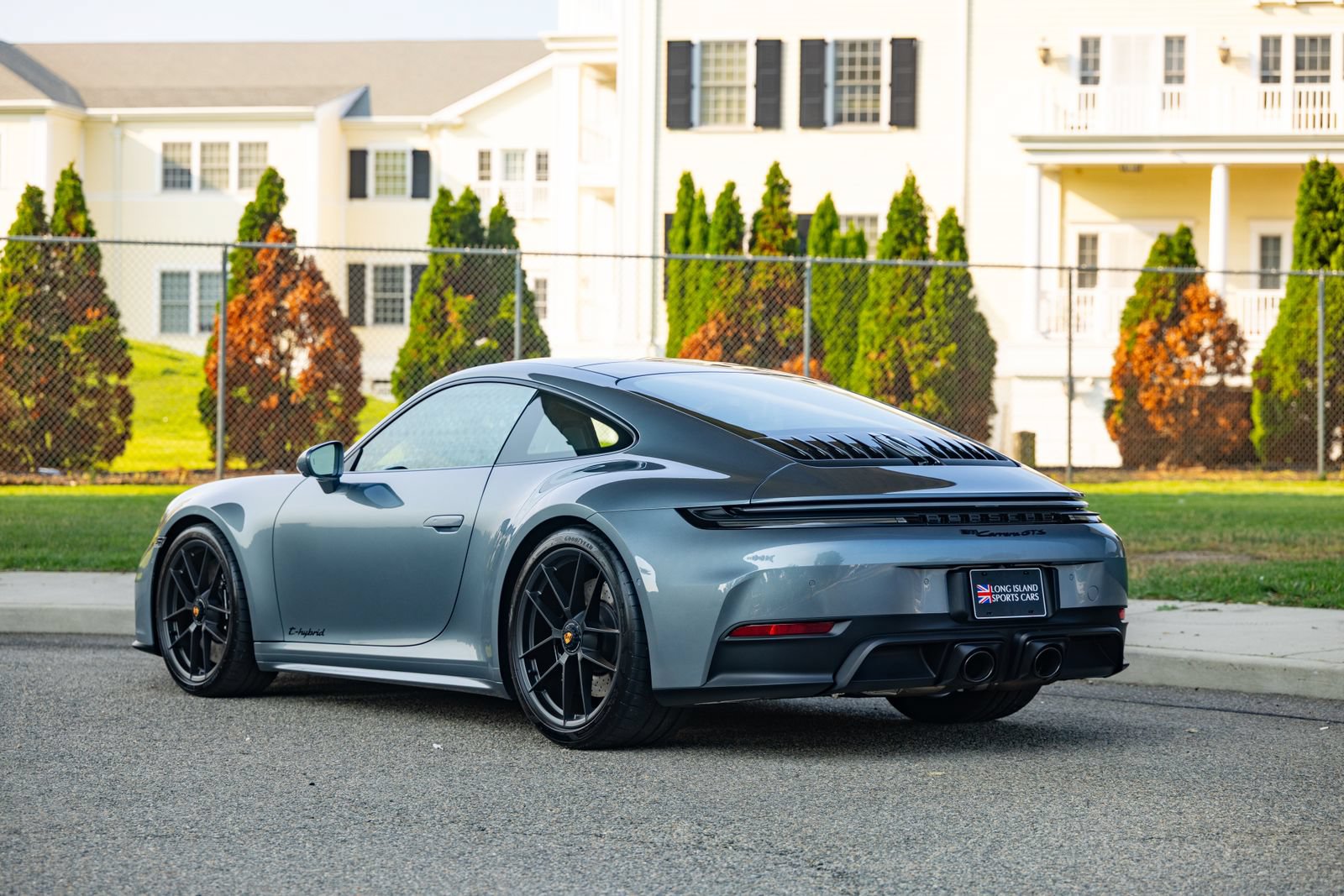 Used 2025 Porsche 911 Carrera GTS RWD image 6