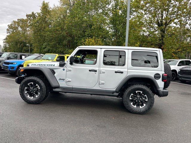 Used 2024 Jeep Wrangler Unlimited Rubicon 4xe w/ Technology Group AWD/4WD image 23