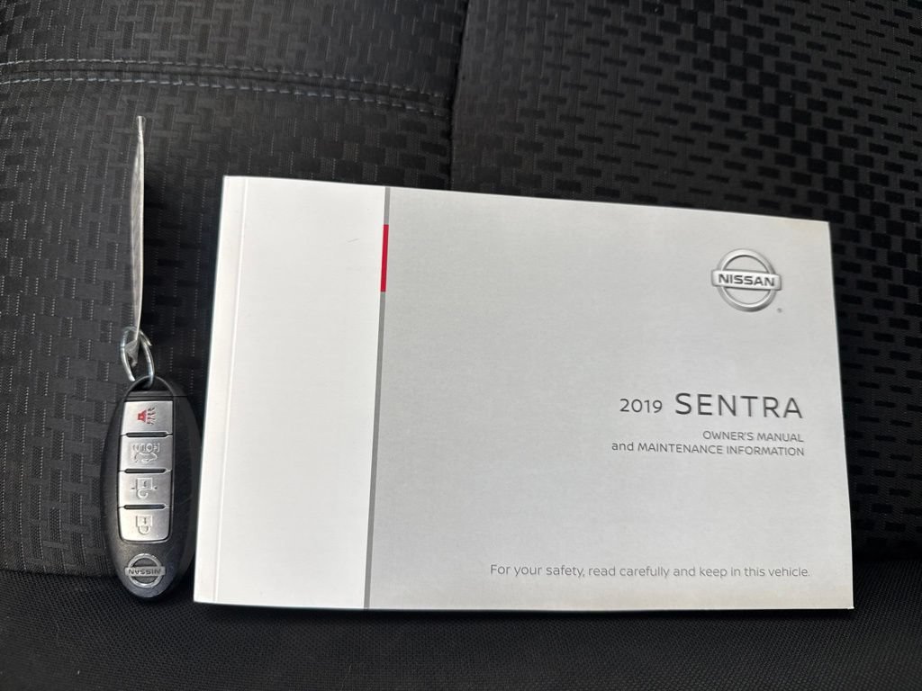 Used 2019 Nissan Sentra SR Turbo FWD image 28