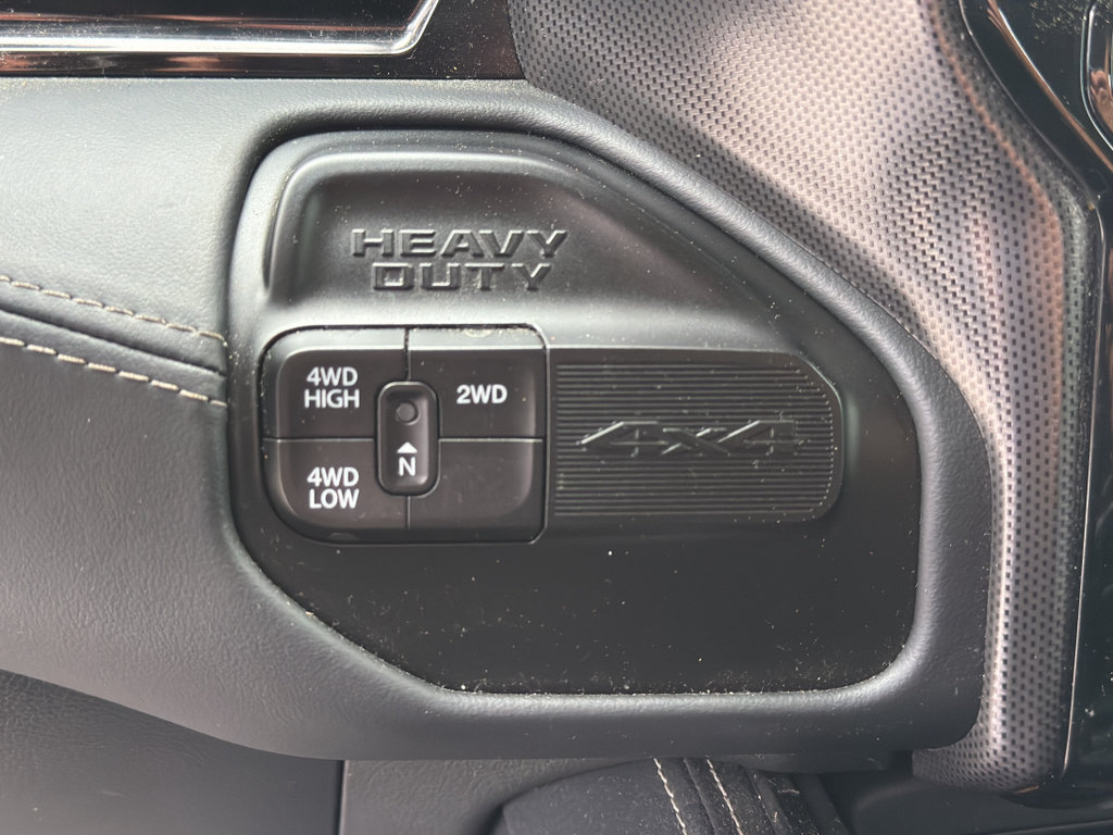 Used 2023 RAM 2500 Limited AWD/4WD image 16
