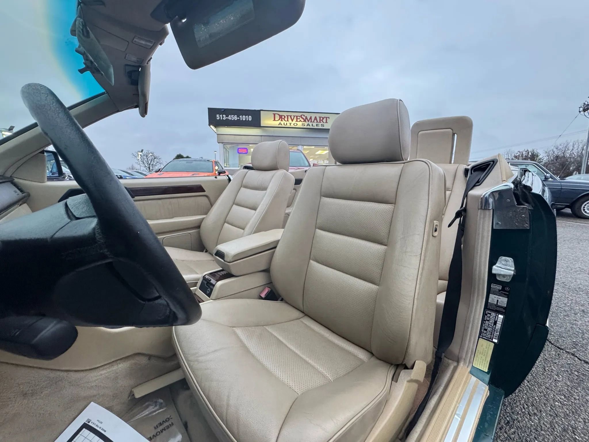 Used 1995 Mercedes-Benz E 320 Convertible image 15