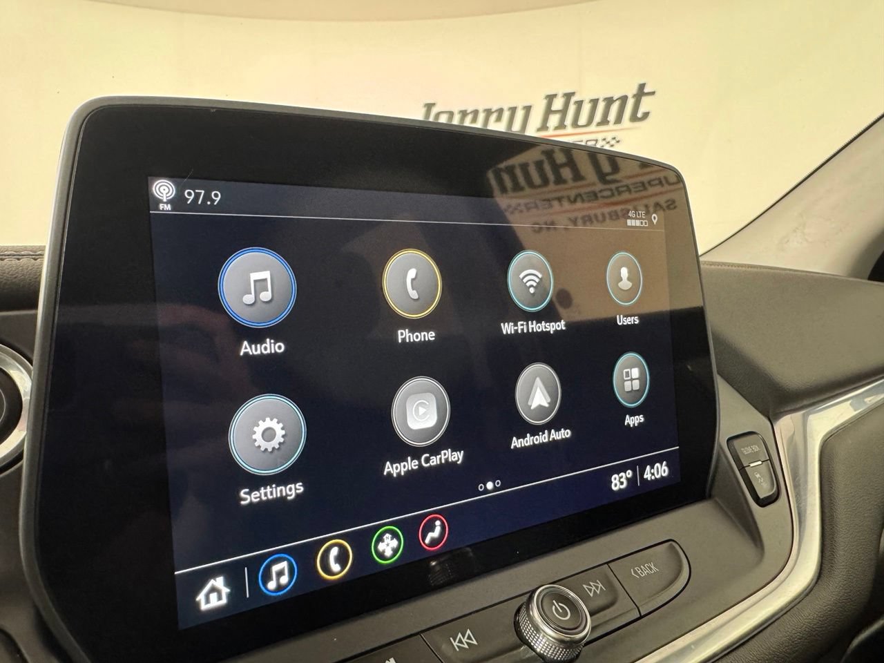Used 2025 Chevrolet Blazer LT FWD image 17