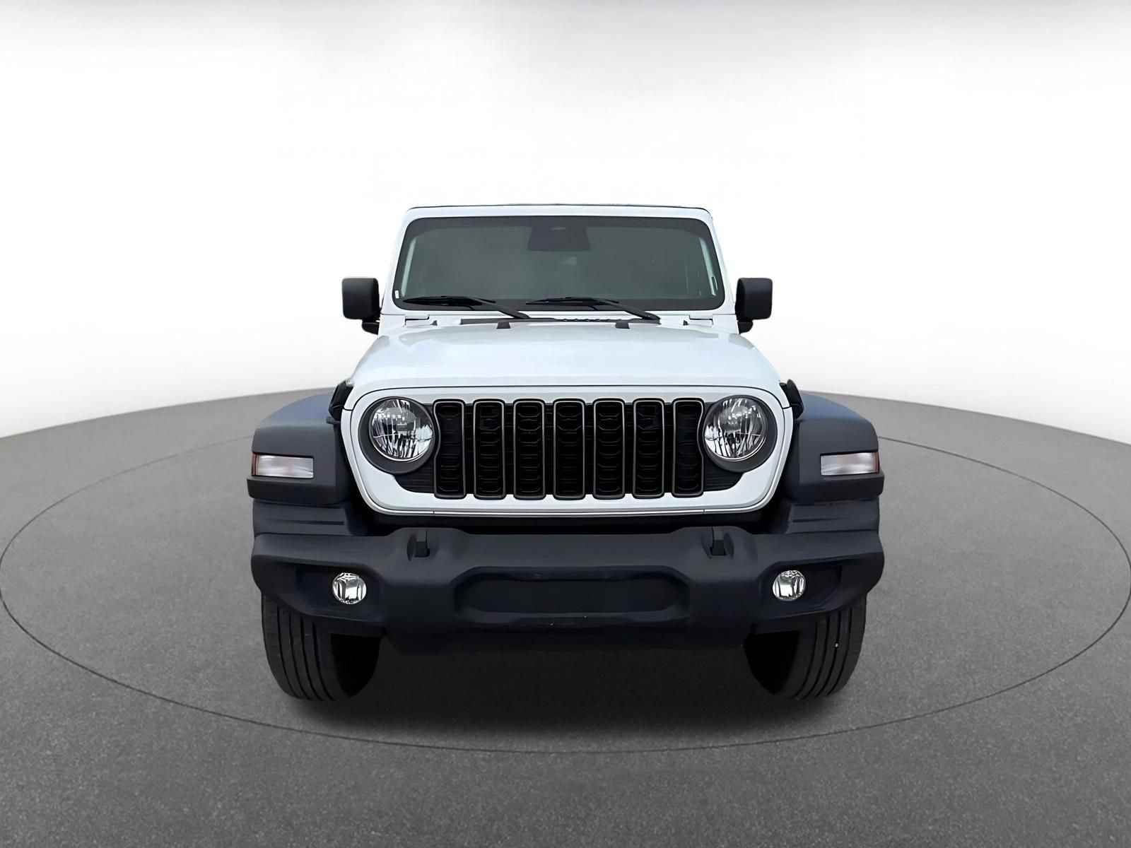 Used 2025 Jeep Wrangler Unlimited Sport AWD/4WD image 4