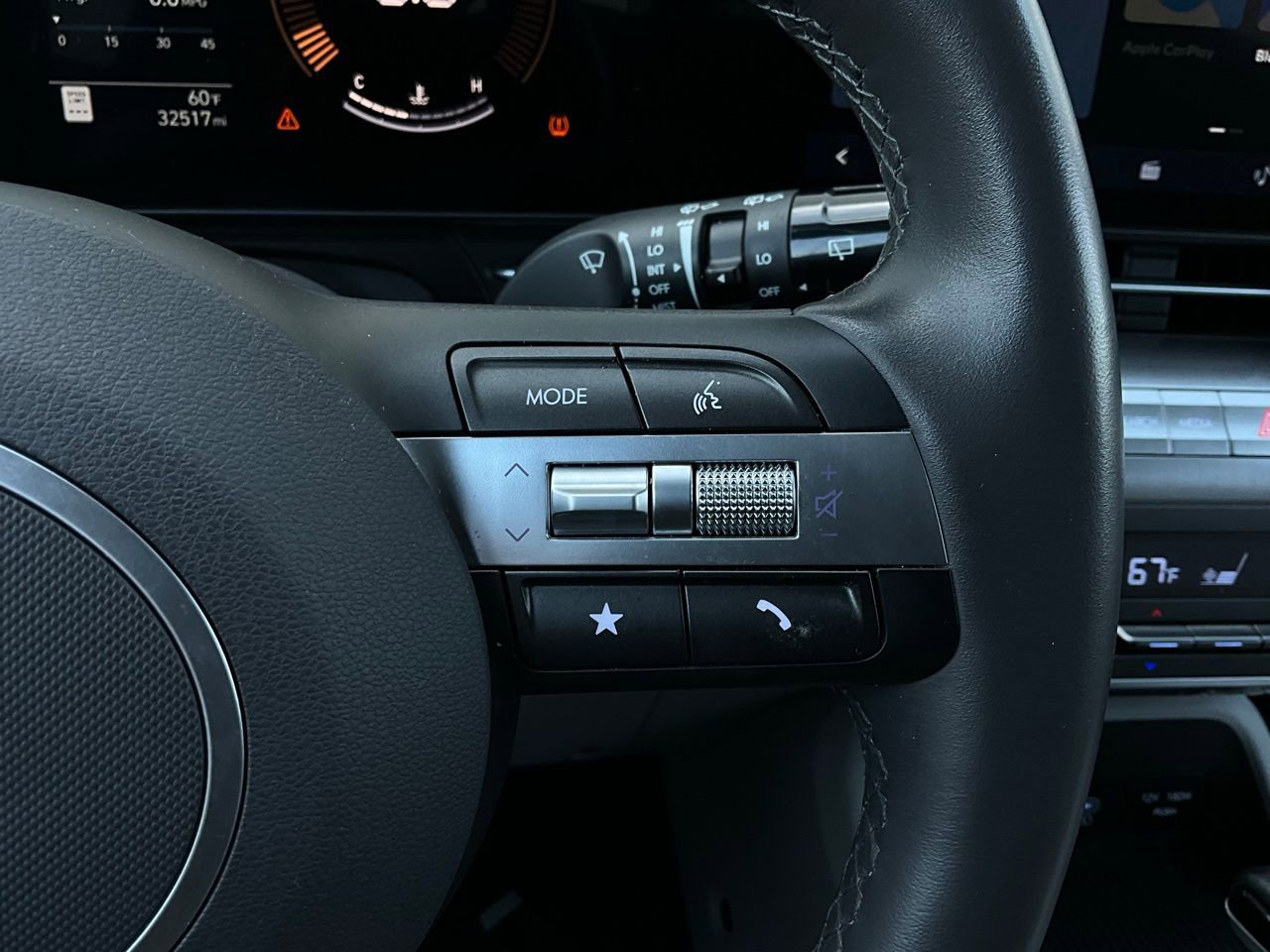 Used 2025 Hyundai Kona SEL image 35