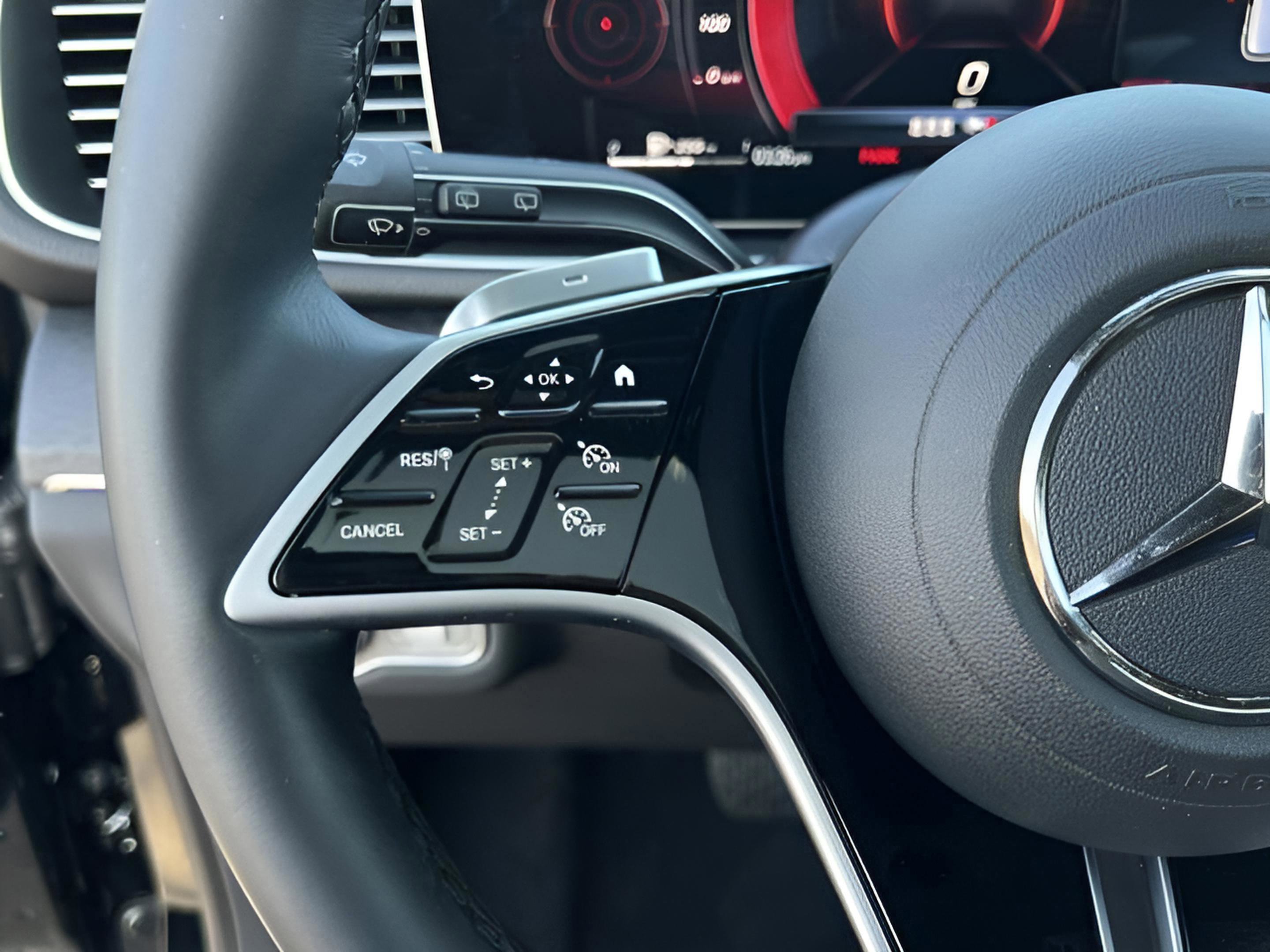 Certified 2025 Mercedes-Benz GLE 350 4MATIC image 13