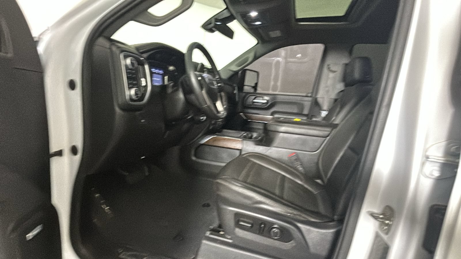 Used 2021 GMC Sierra 2500 Denali AWD/4WD image 11