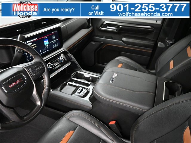 Used 2024 GMC Sierra 2500 AT4 w/ AT4 Premium Plus Package image 19
