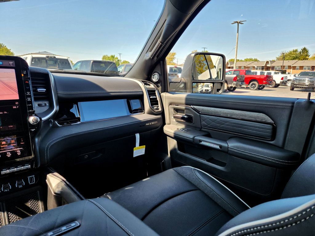 New 2026 RAM 2500 Limited image 30