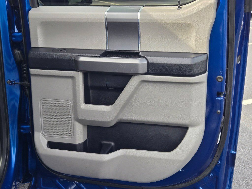 Used 2018 Ford F150 XLT w/ Equipment Group 302A Luxury AWD/4WD image 10