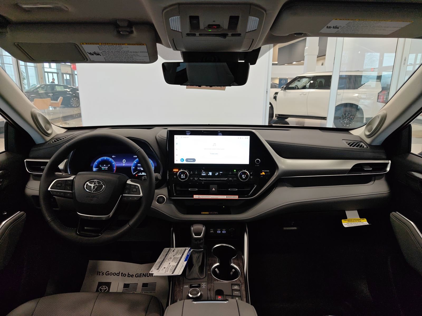 New 2026 Toyota Highlander Platinum image 36