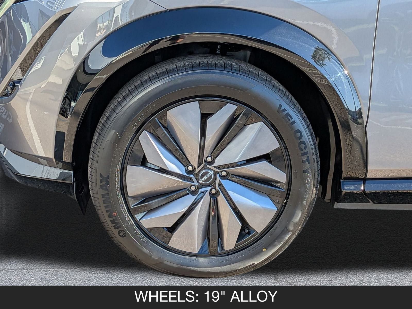 Used 2023 Nissan Ariya FWD image 12