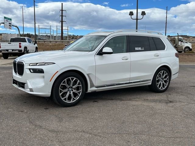 Used 2025 BMW X7 xDrive40i image 2