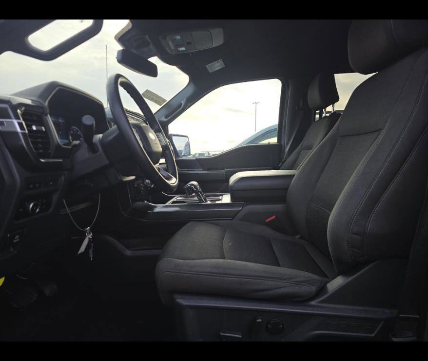 Used 2023 Ford F150 XLT w/ Equipment Group 302A High image 3