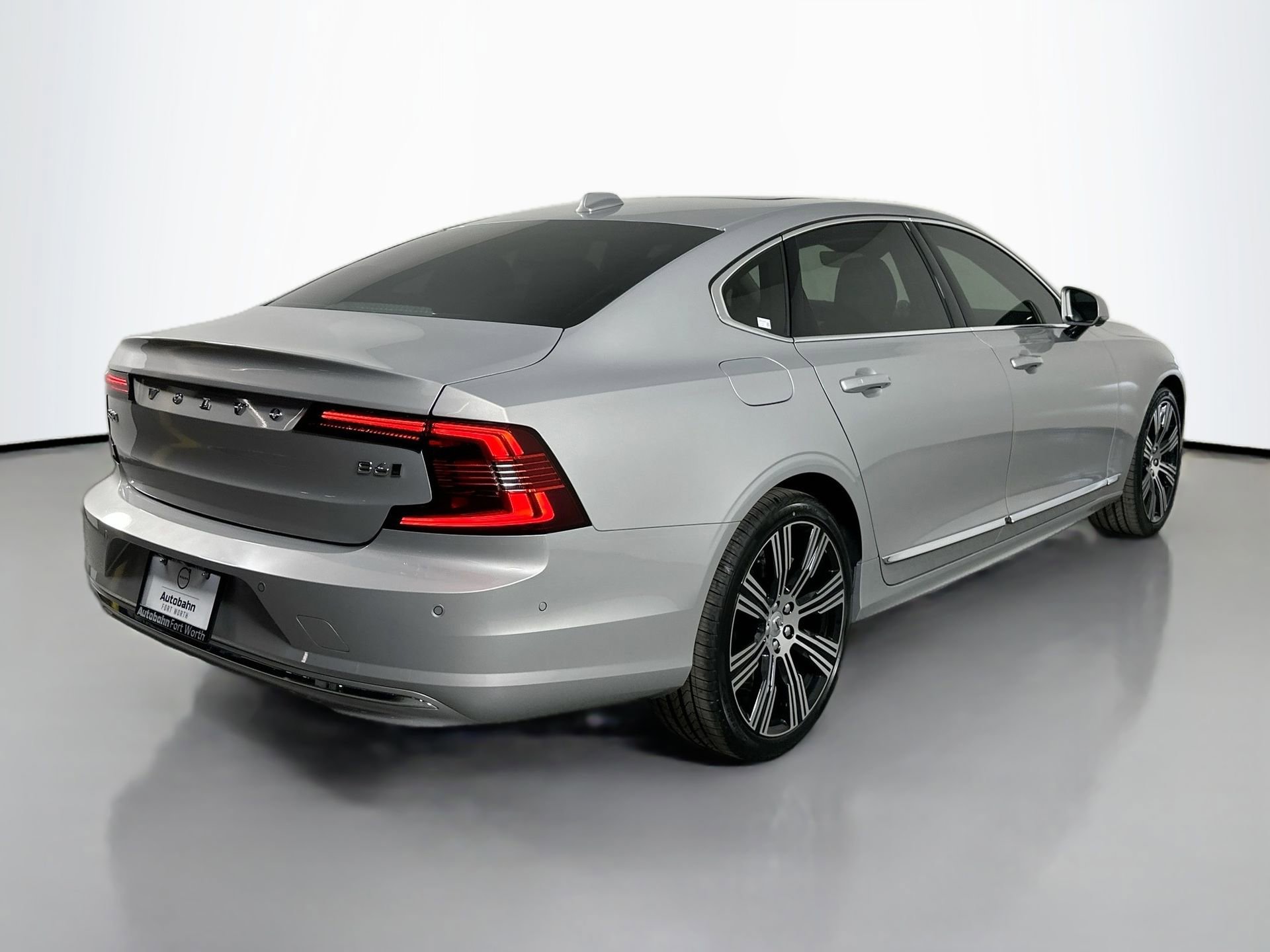 New 2025 Volvo S90 B6 Ultra w/ Lounge Package image 5