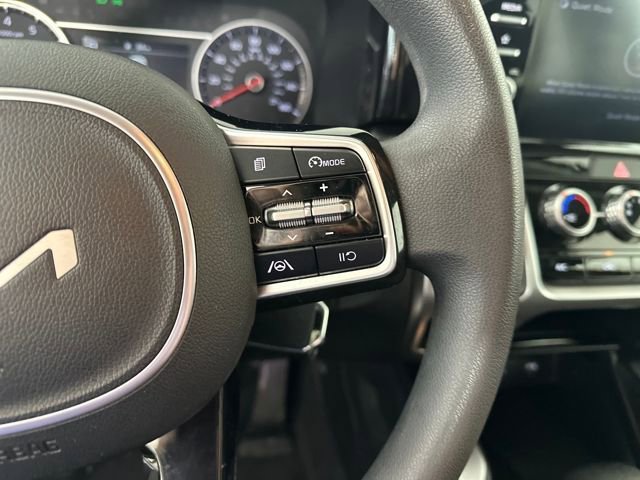 Used 2022 Kia Sorento LX FWD image 15