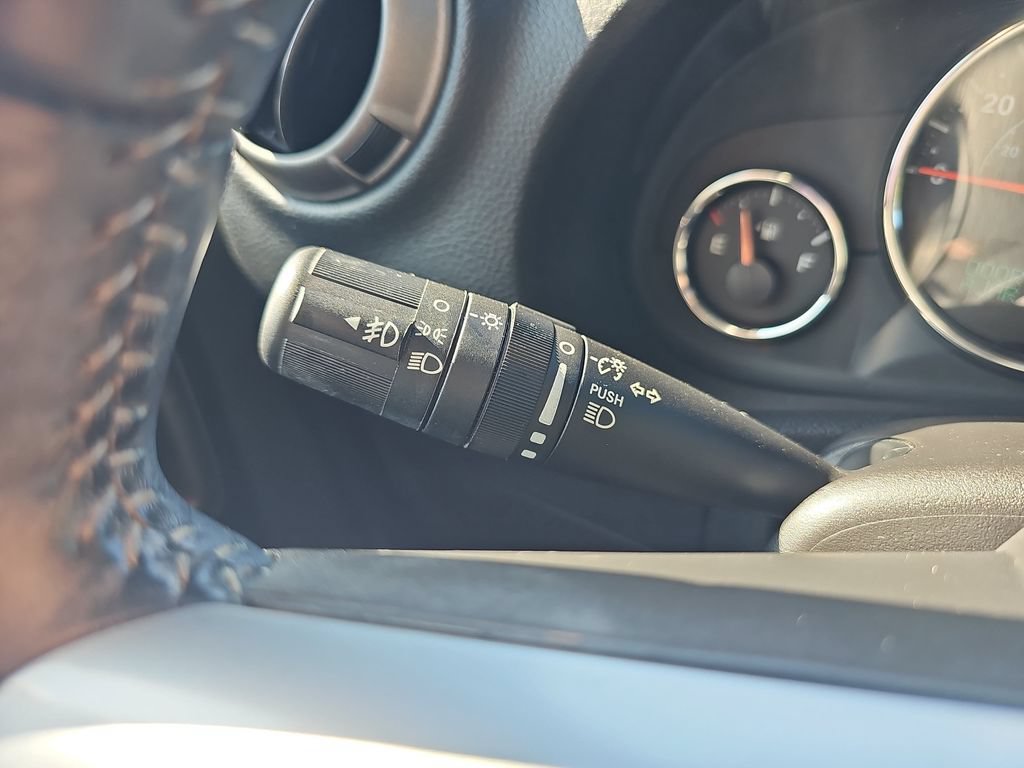 Used 2018 Jeep Wrangler Unlimited Sport AWD/4WD image 35