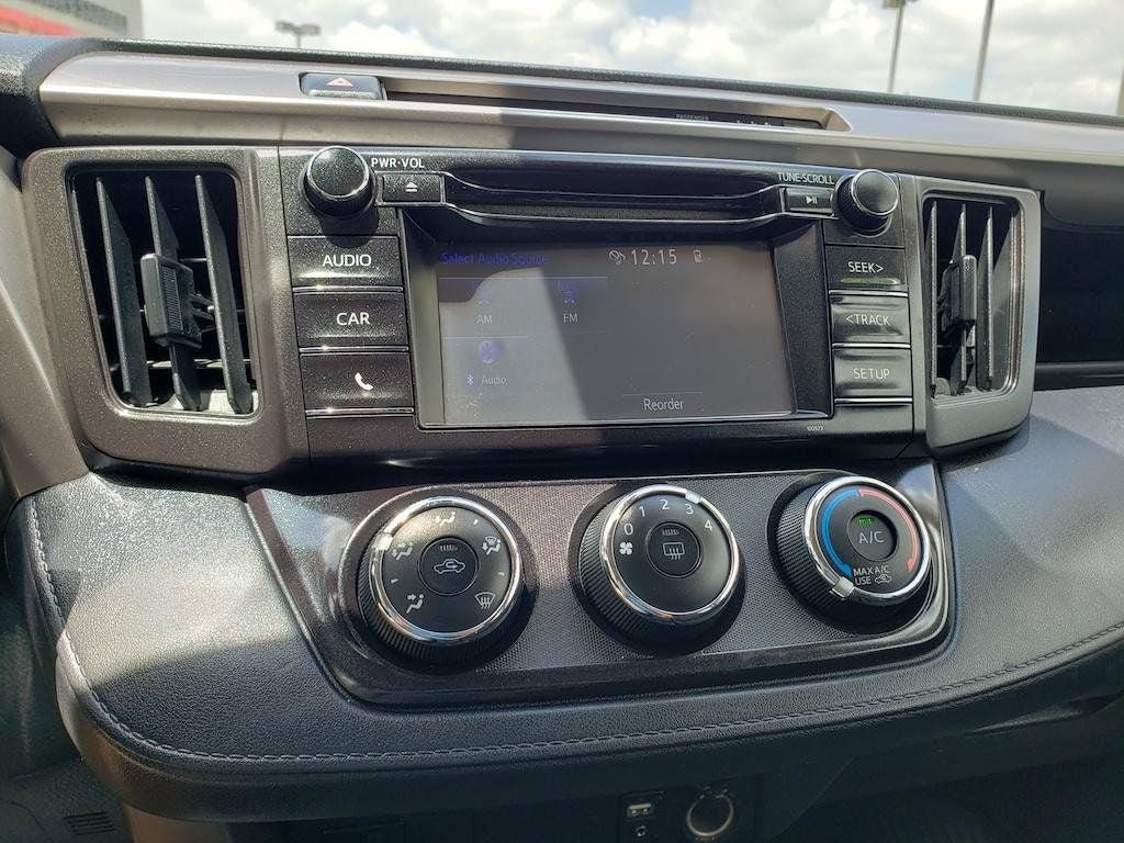 Certified 2018 Toyota RAV4 LE w/ All Weather Liner Package AWD/4WD image 19