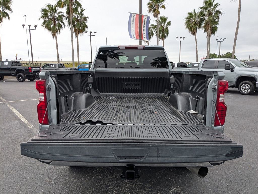 Used 2024 Chevrolet Silverado 3500 LT image 13
