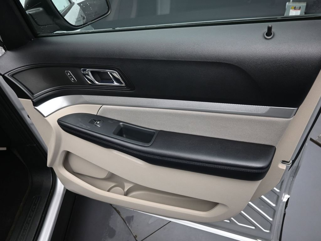 Used 2018 Ford Explorer 4WD image 30