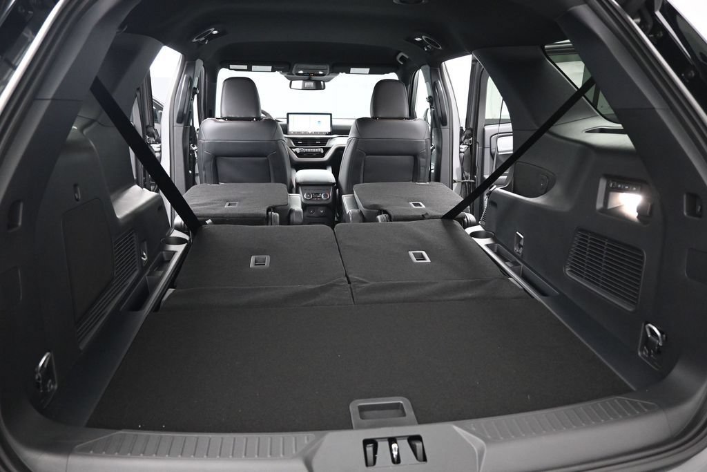 New 2026 Ford Explorer ST AWD/4WD image 23