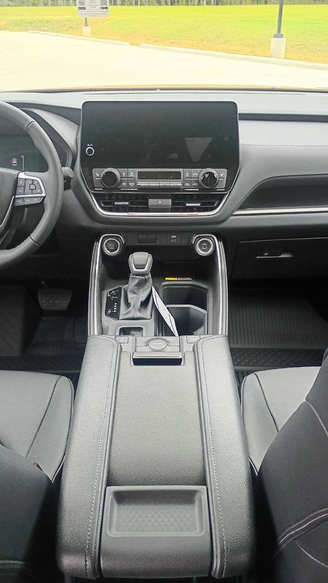 New 2026 Toyota Grand Highlander XLE image 16